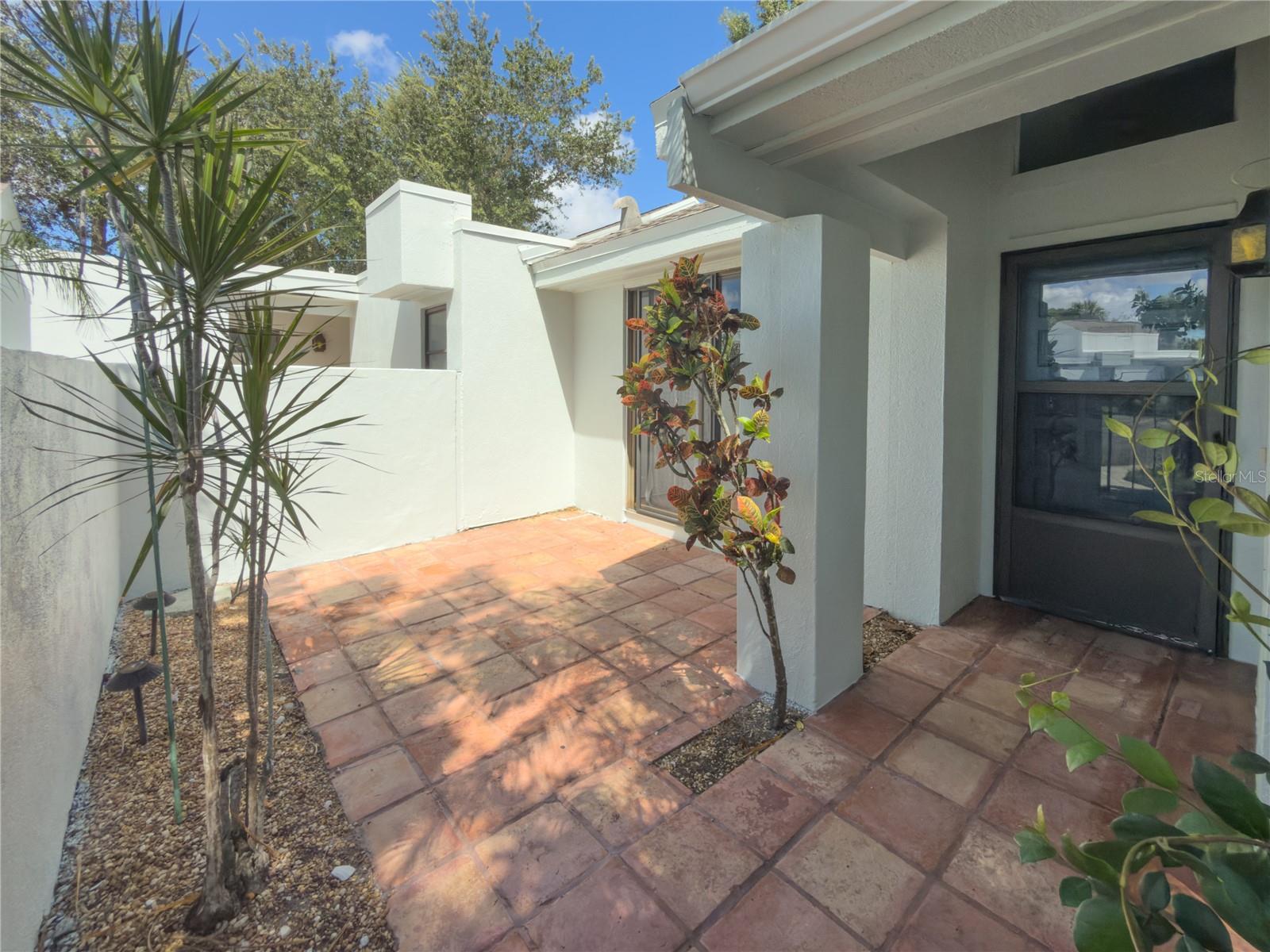 2375 LAKESIDE MEWS #D2 — photo 43