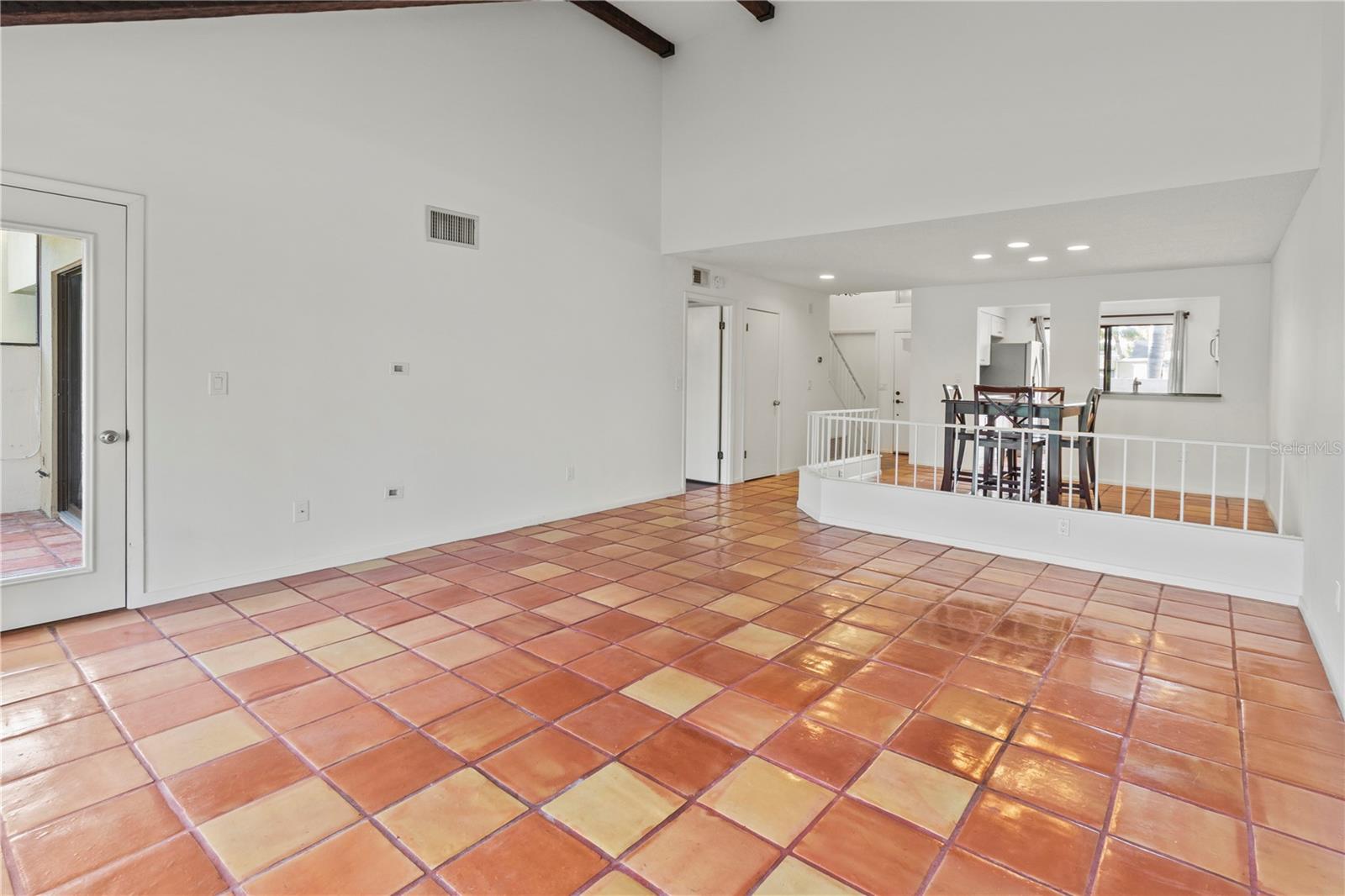 2375 LAKESIDE MEWS #D2 — photo 18