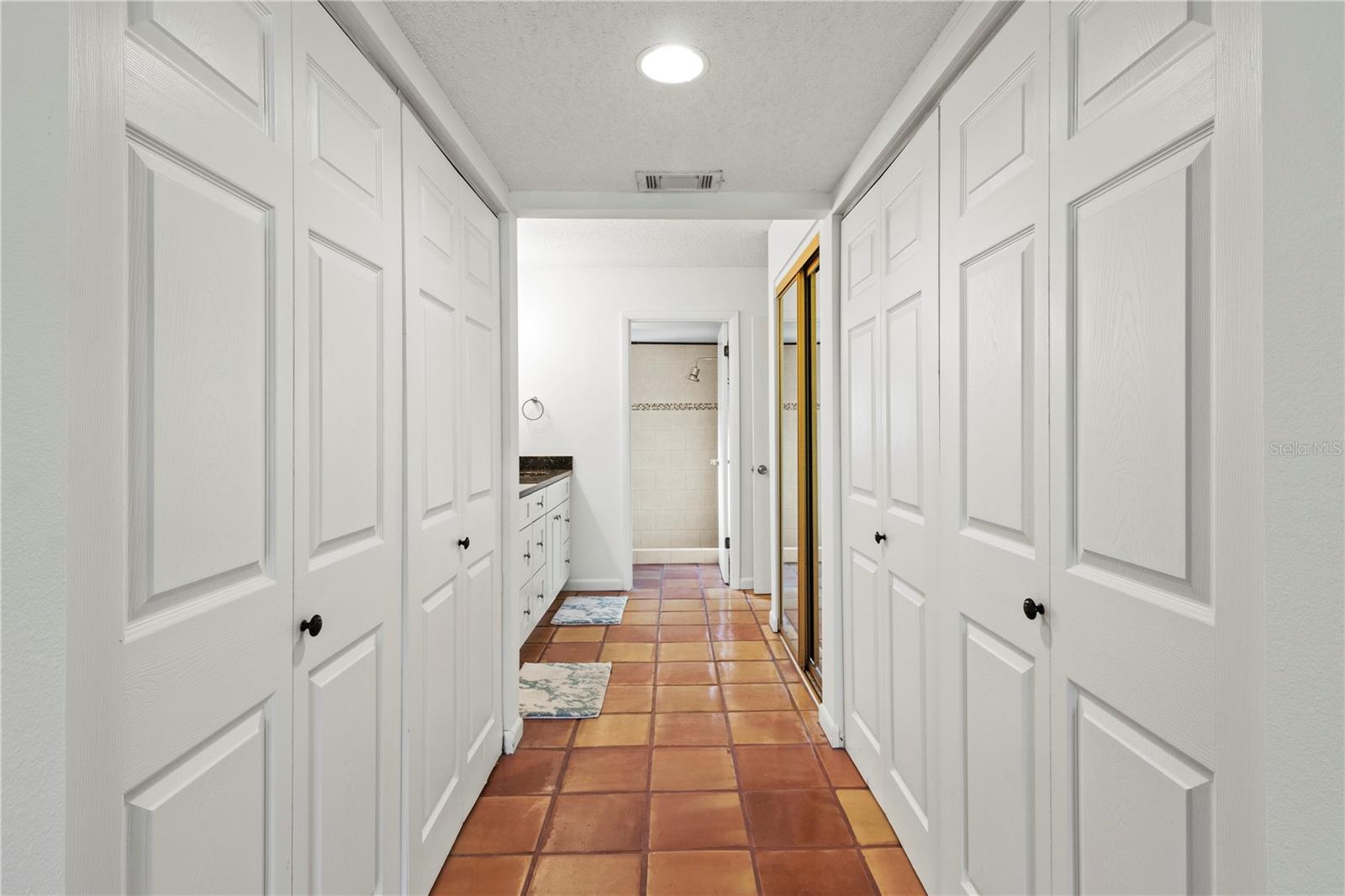 2375 LAKESIDE MEWS #D2 — photo 25