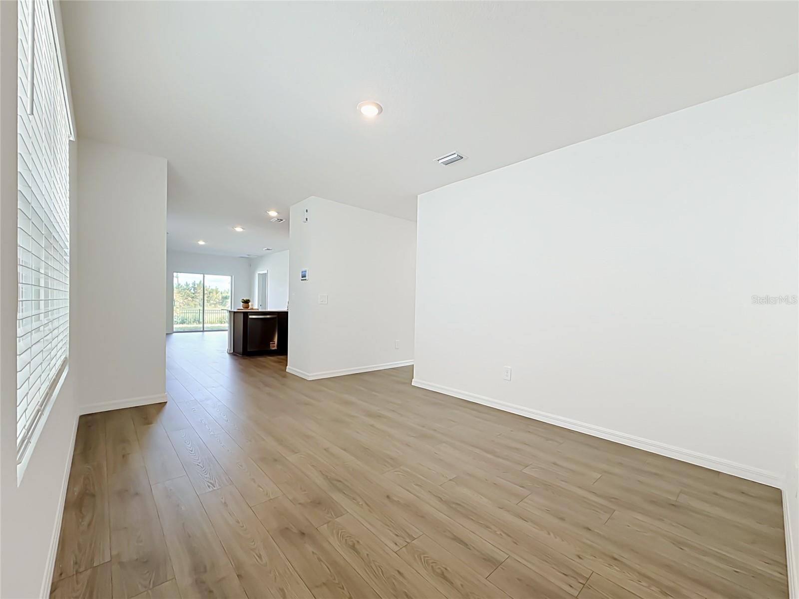 2387 BENDER DR — photo 17