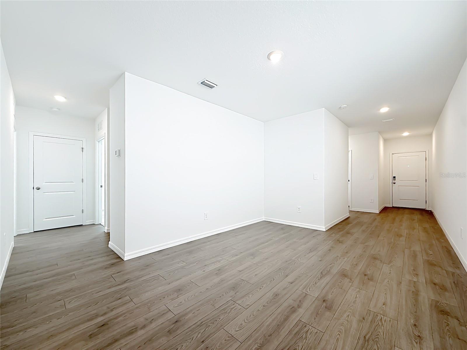 2387 BENDER DR — photo 21