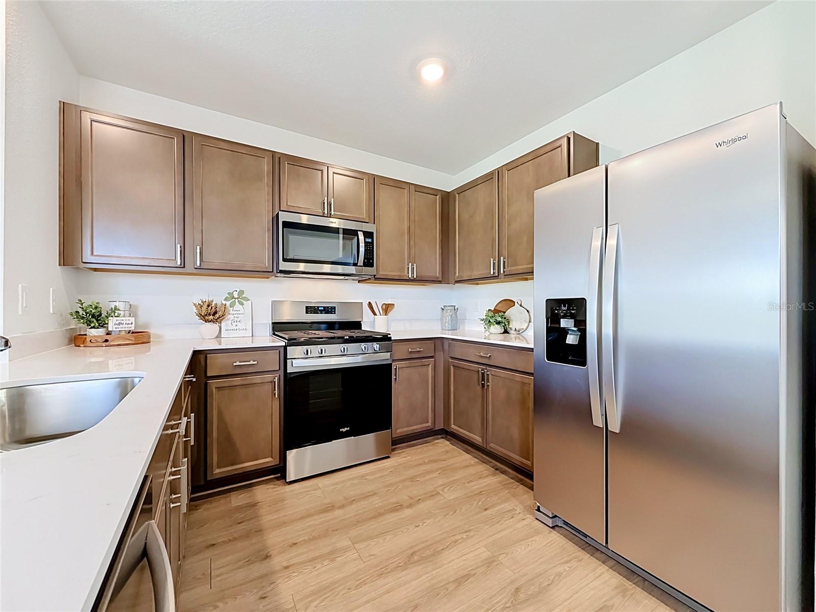 2387 BENDER DR — photo 6