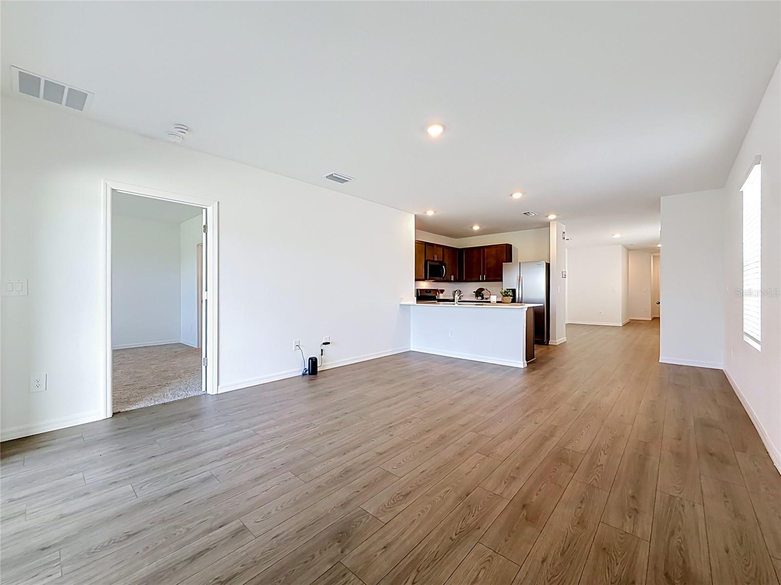 2387 BENDER DR — photo 15
