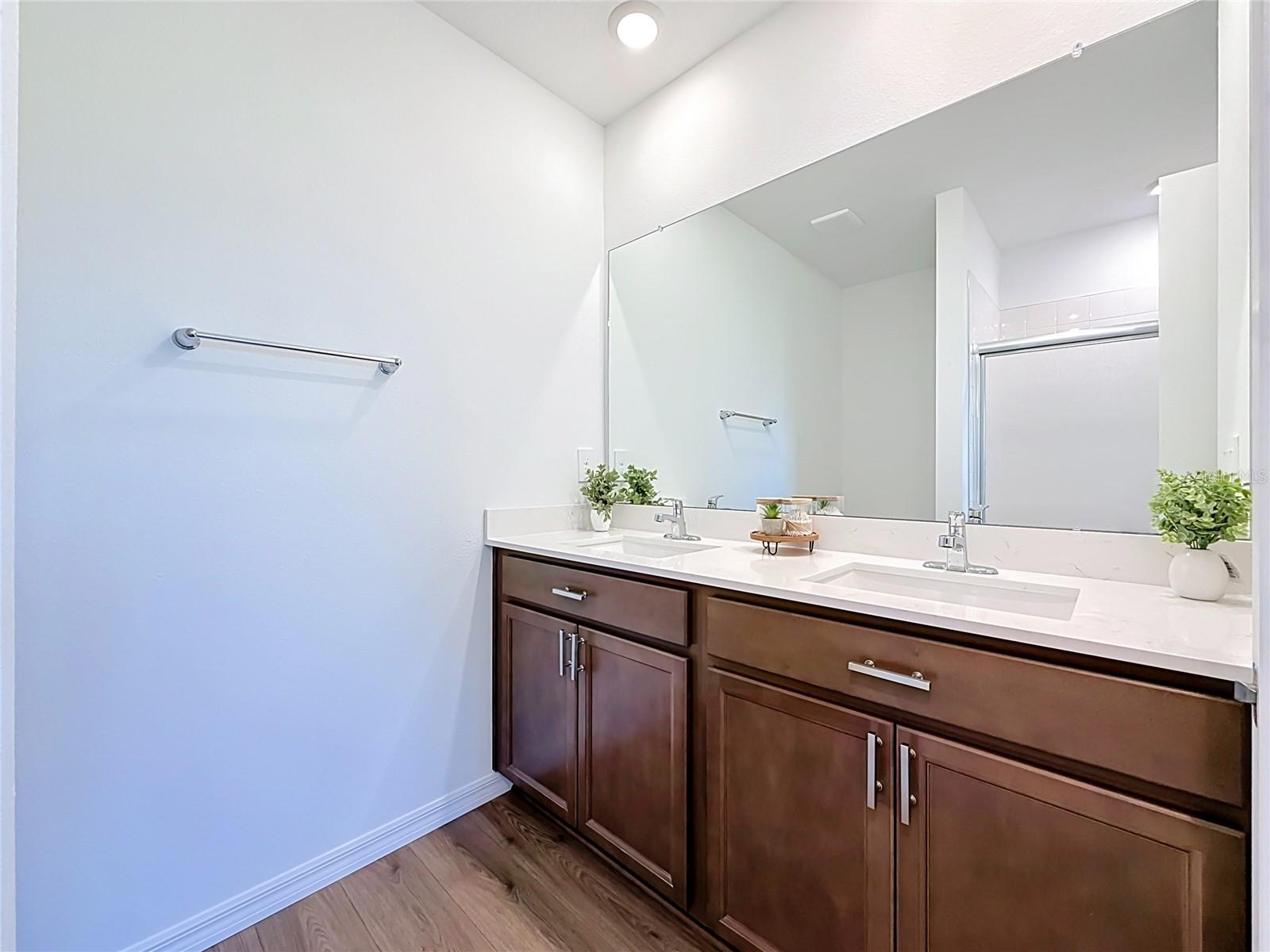2387 BENDER DR — photo 41