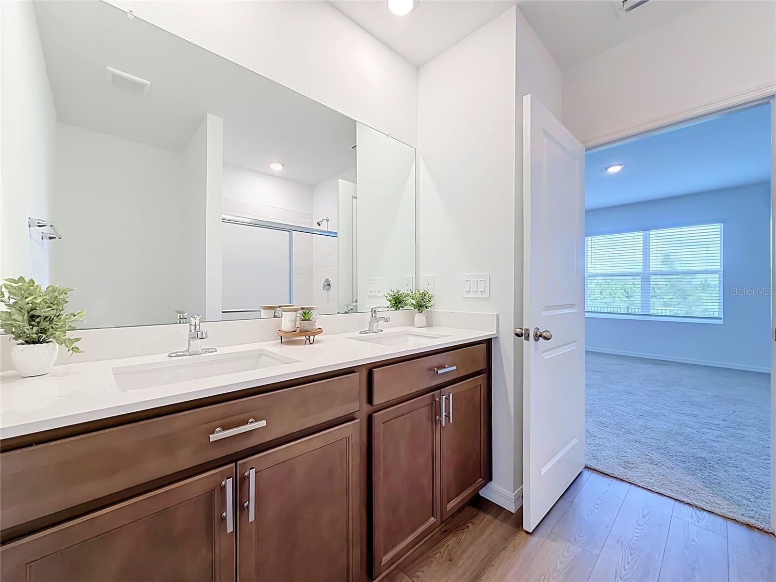 2387 BENDER DR — photo 40