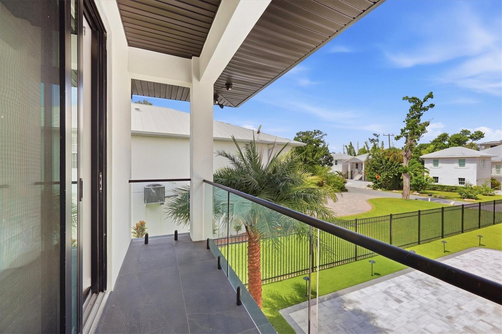 3920 ROBERTS POINT RD — photo 40