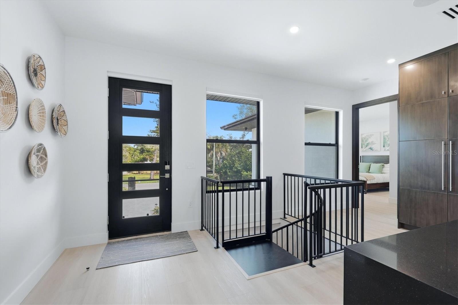 3920 ROBERTS POINT RD — photo 16
