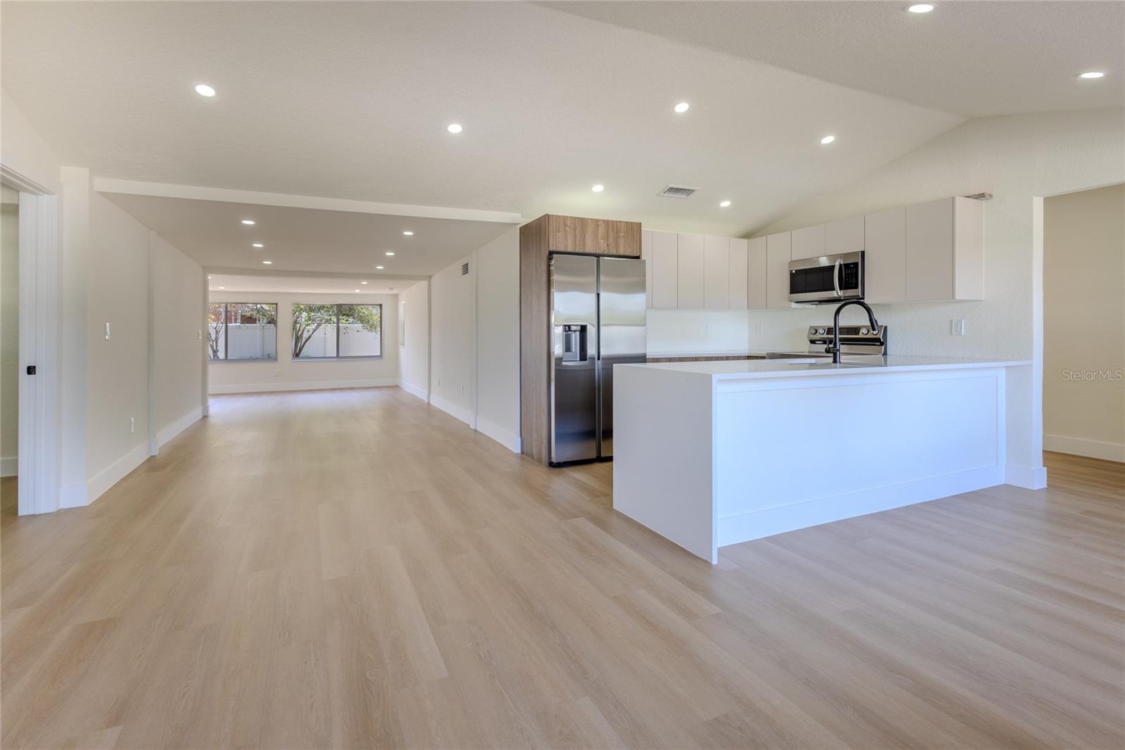 4502 S GRADY AVE — photo 13