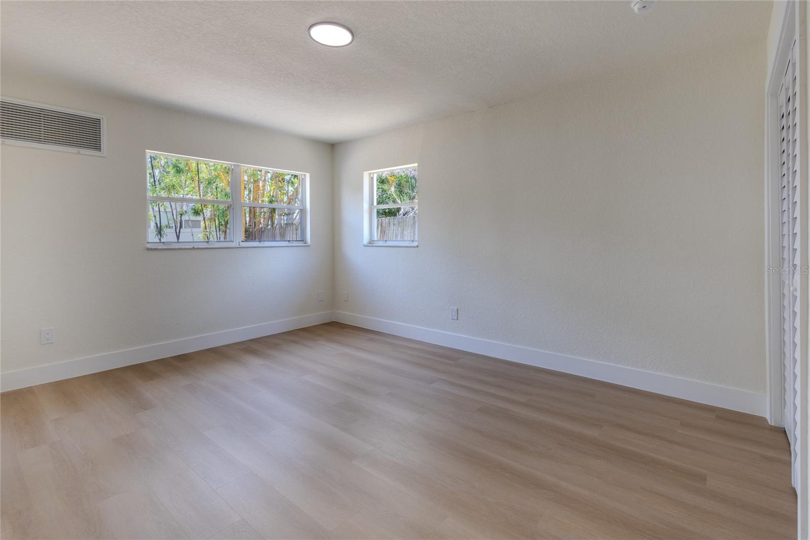 4502 S GRADY AVE — photo 25