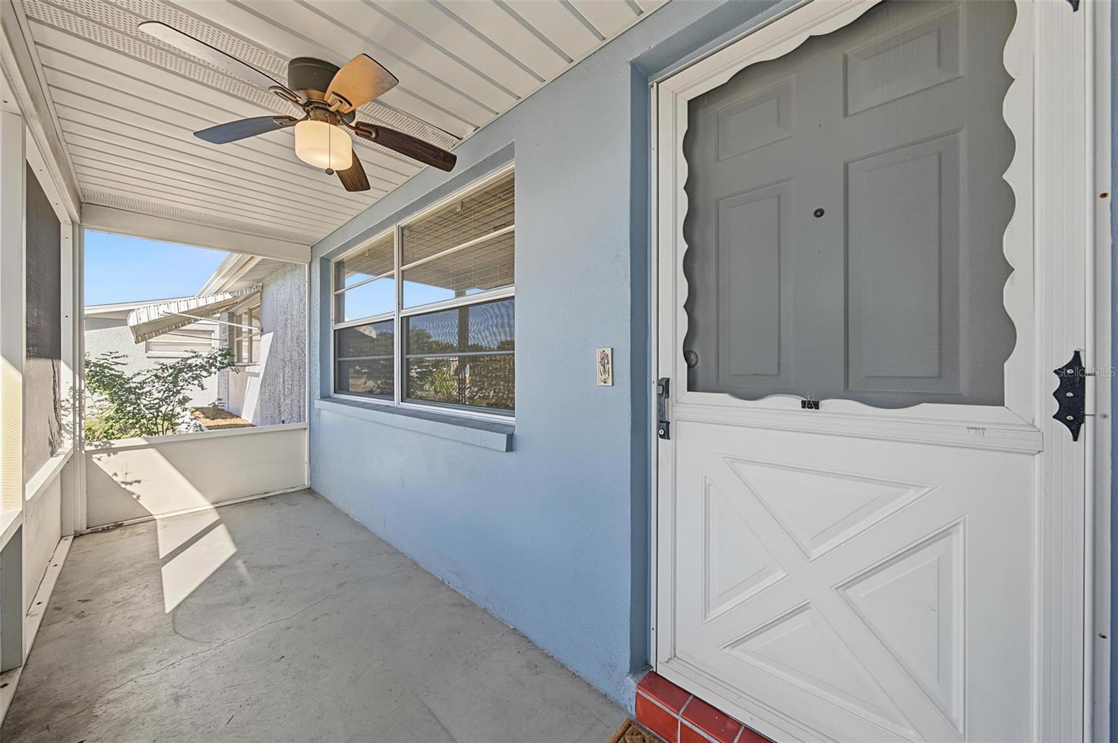 7805 SUE ELLEN DR — photo 3