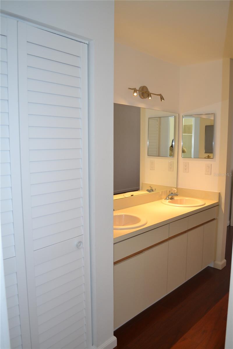 3591 EDINGTON WAY — photo 15