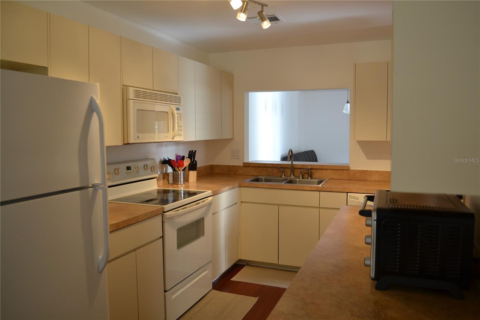 3591 EDINGTON WAY — photo 26