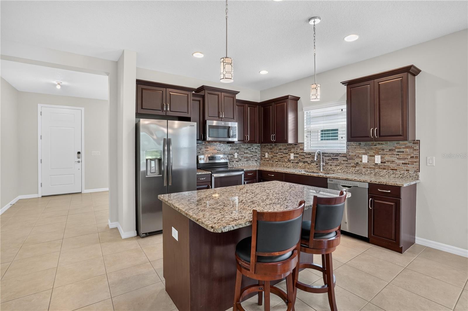 4560 SUMMERLAKE CIR — photo 10