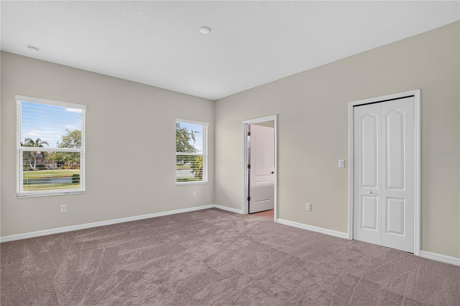 4560 SUMMERLAKE CIR — photo 23