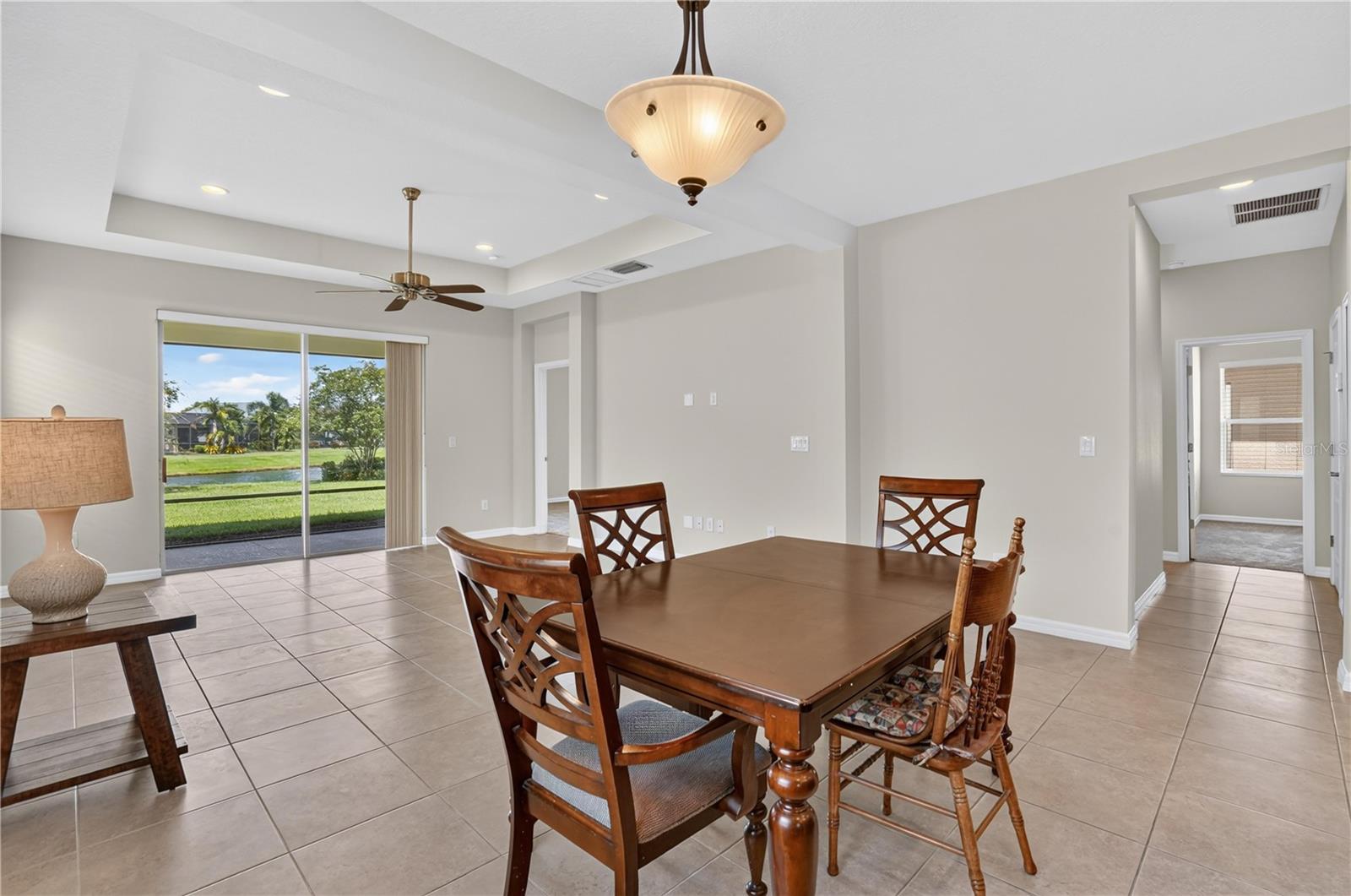 4560 SUMMERLAKE CIR — photo 17