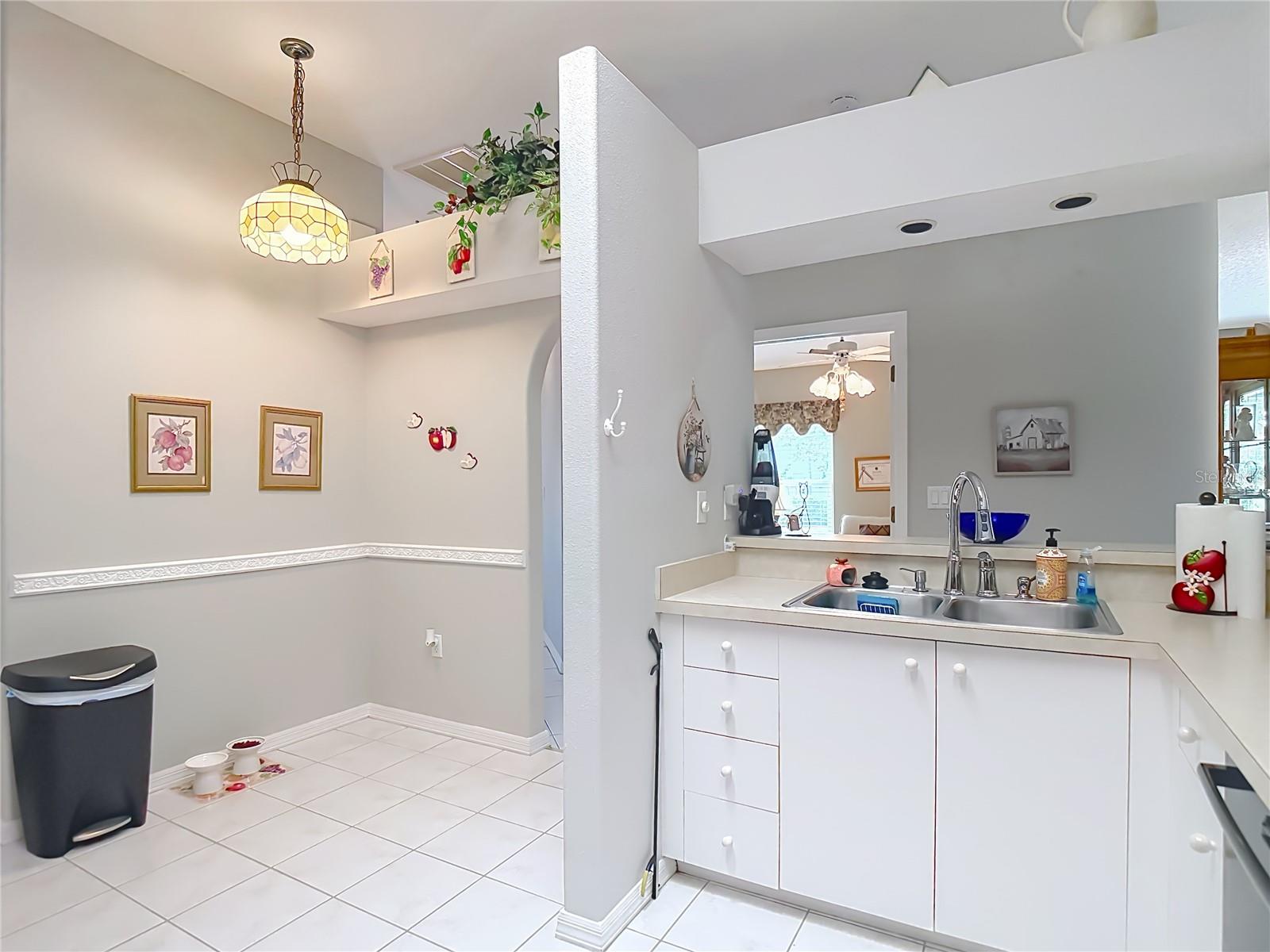 13428 NORMAN CIR — photo 9