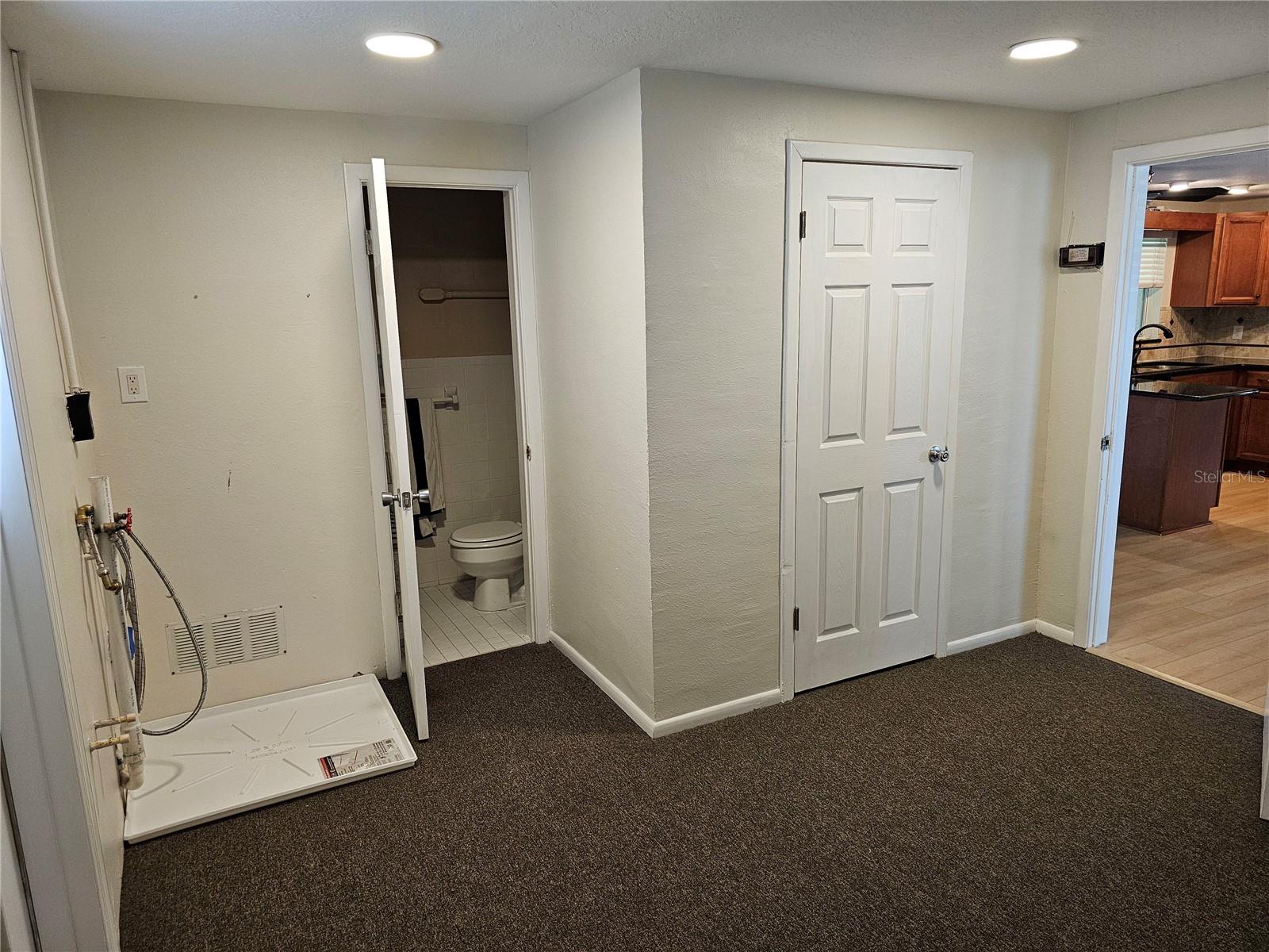 3551 EMORY DR — photo 16