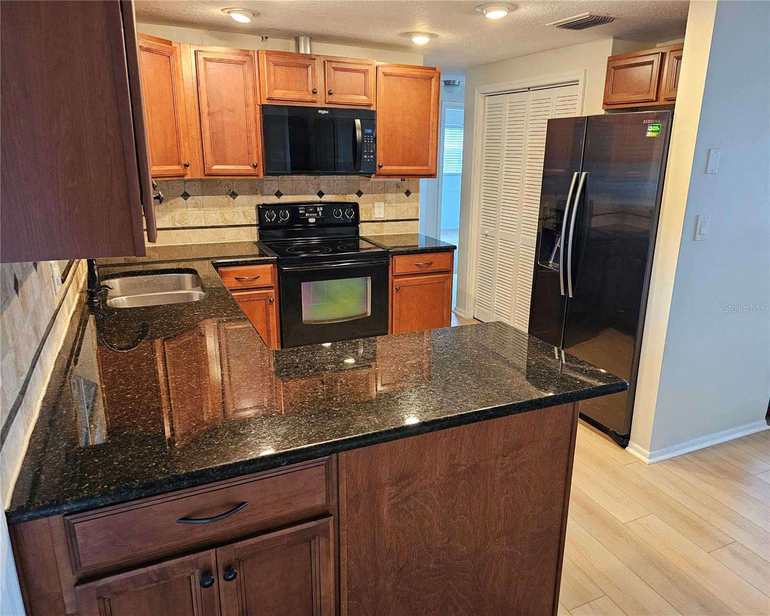 3551 EMORY DR — photo 5