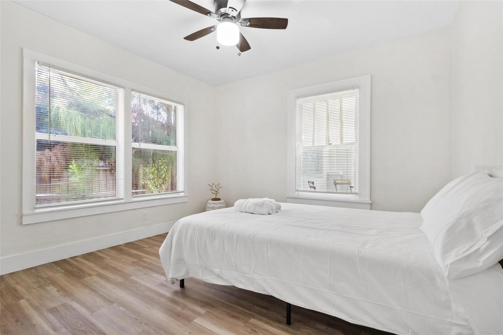 1735 YALE ST S — photo 11