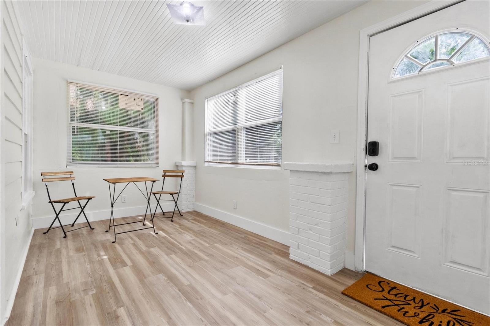 1735 YALE ST S — photo 12