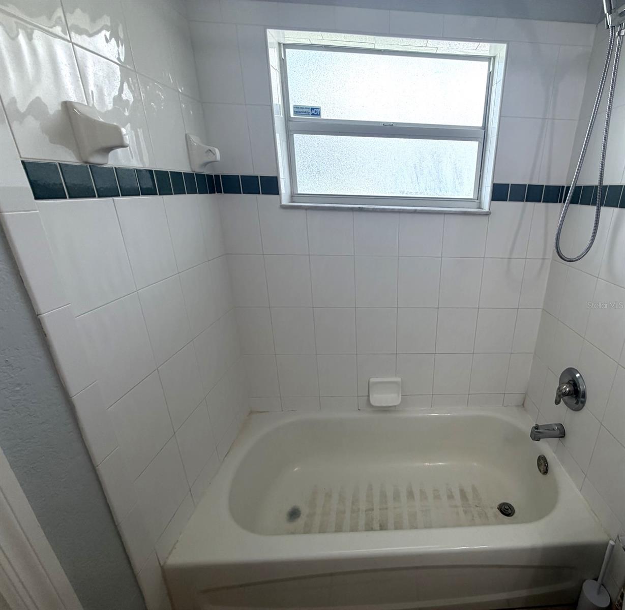 2740 TRIANNA ST — photo 20