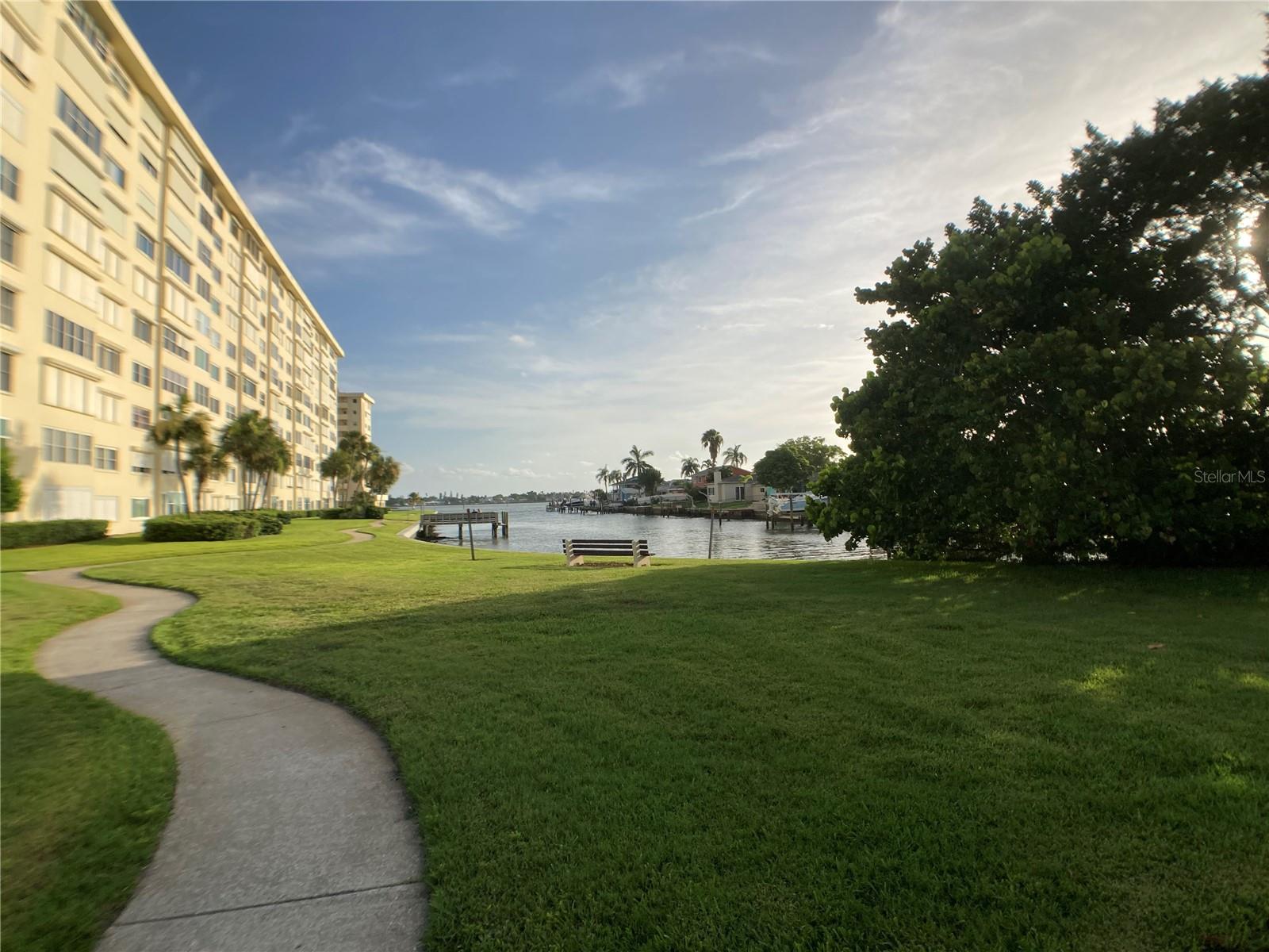 4650 COVE CIR #UNIT 311 — photo 29