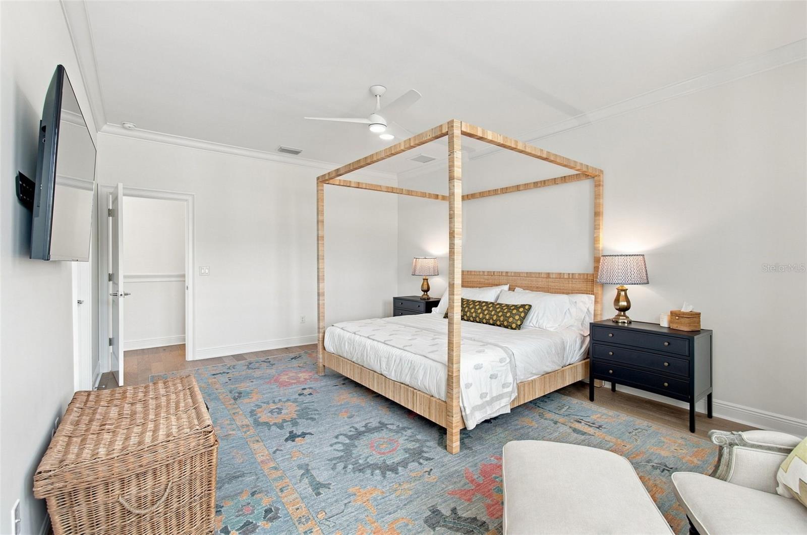 2705 W TRILBY AVE — photo 49