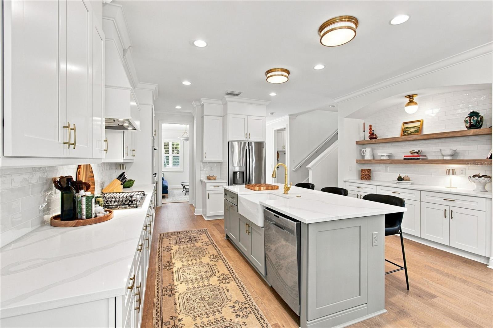2705 W TRILBY AVE — photo 23