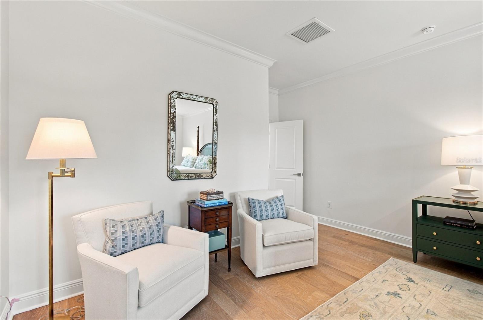 2705 W TRILBY AVE — photo 39