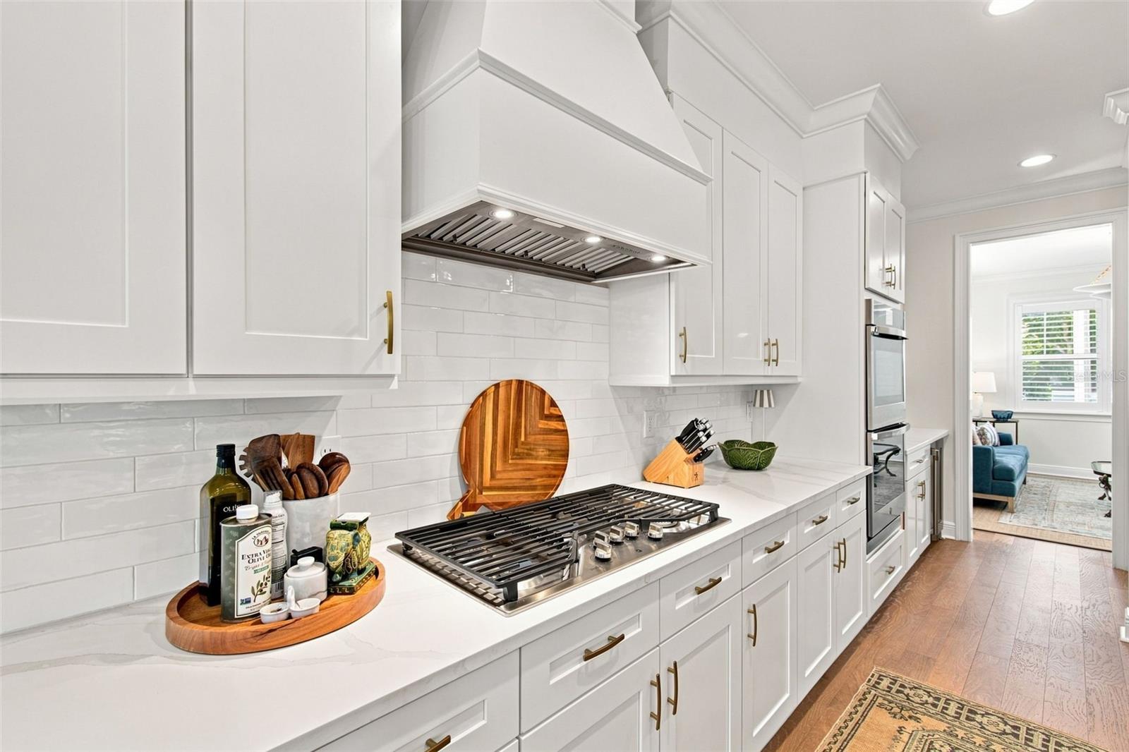 2705 W TRILBY AVE — photo 24