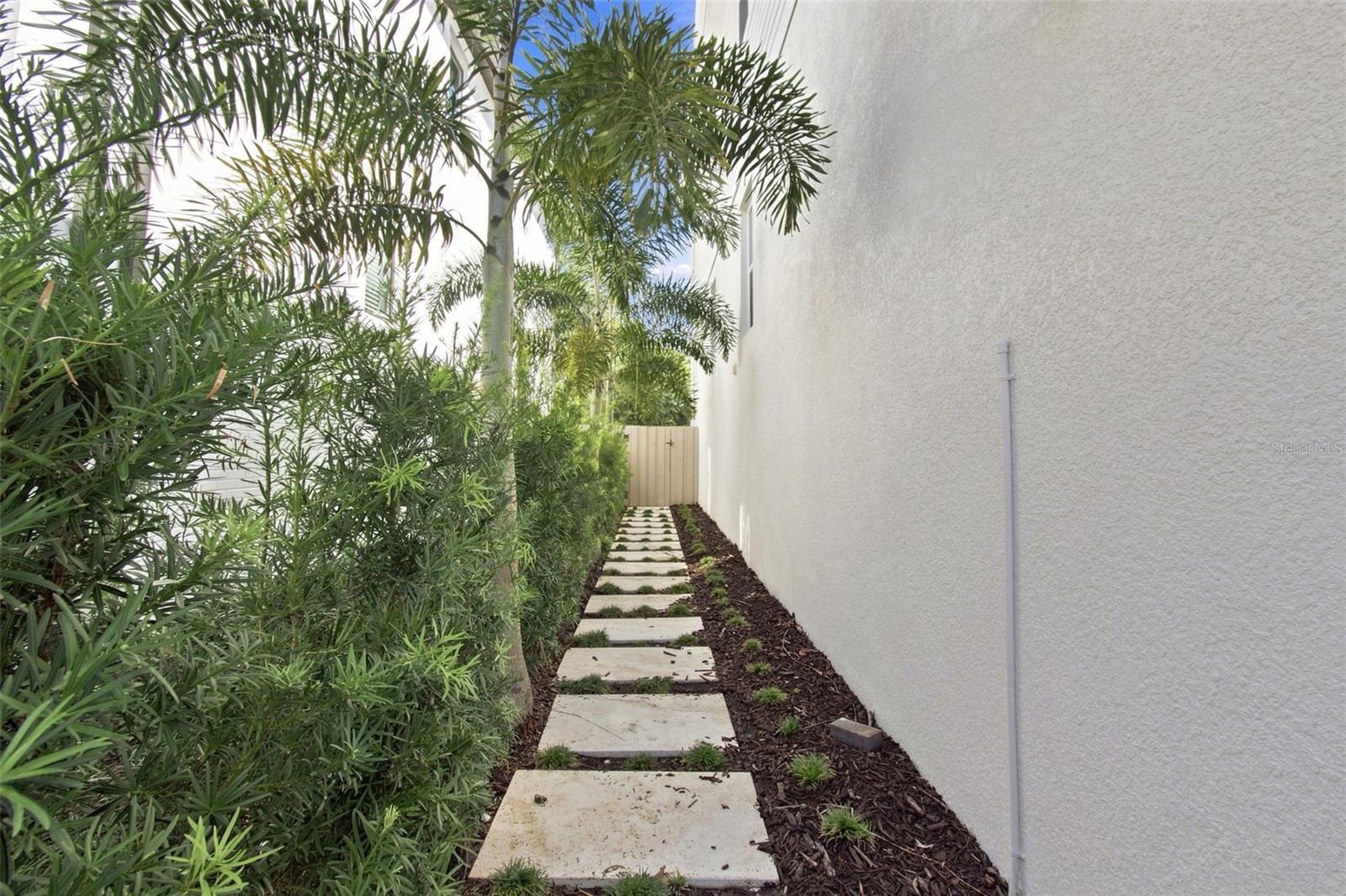 2705 W TRILBY AVE — photo 69