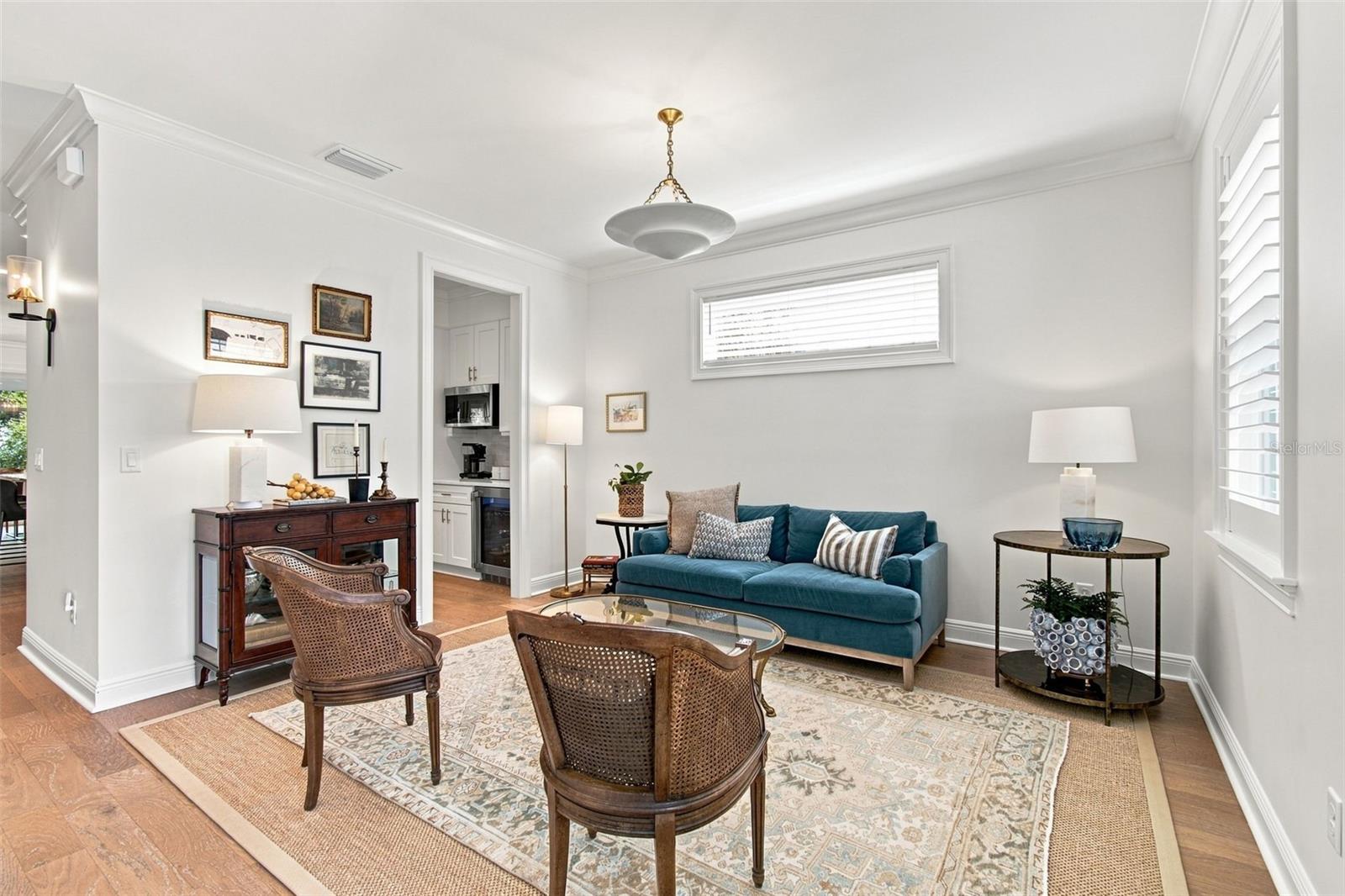 2705 W TRILBY AVE — photo 4