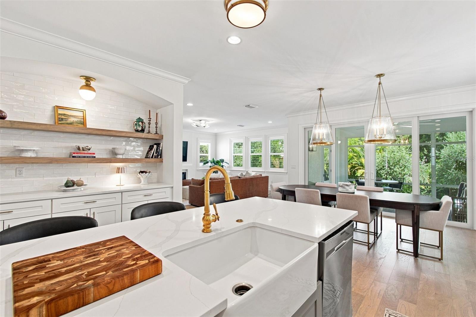 2705 W TRILBY AVE — photo 25