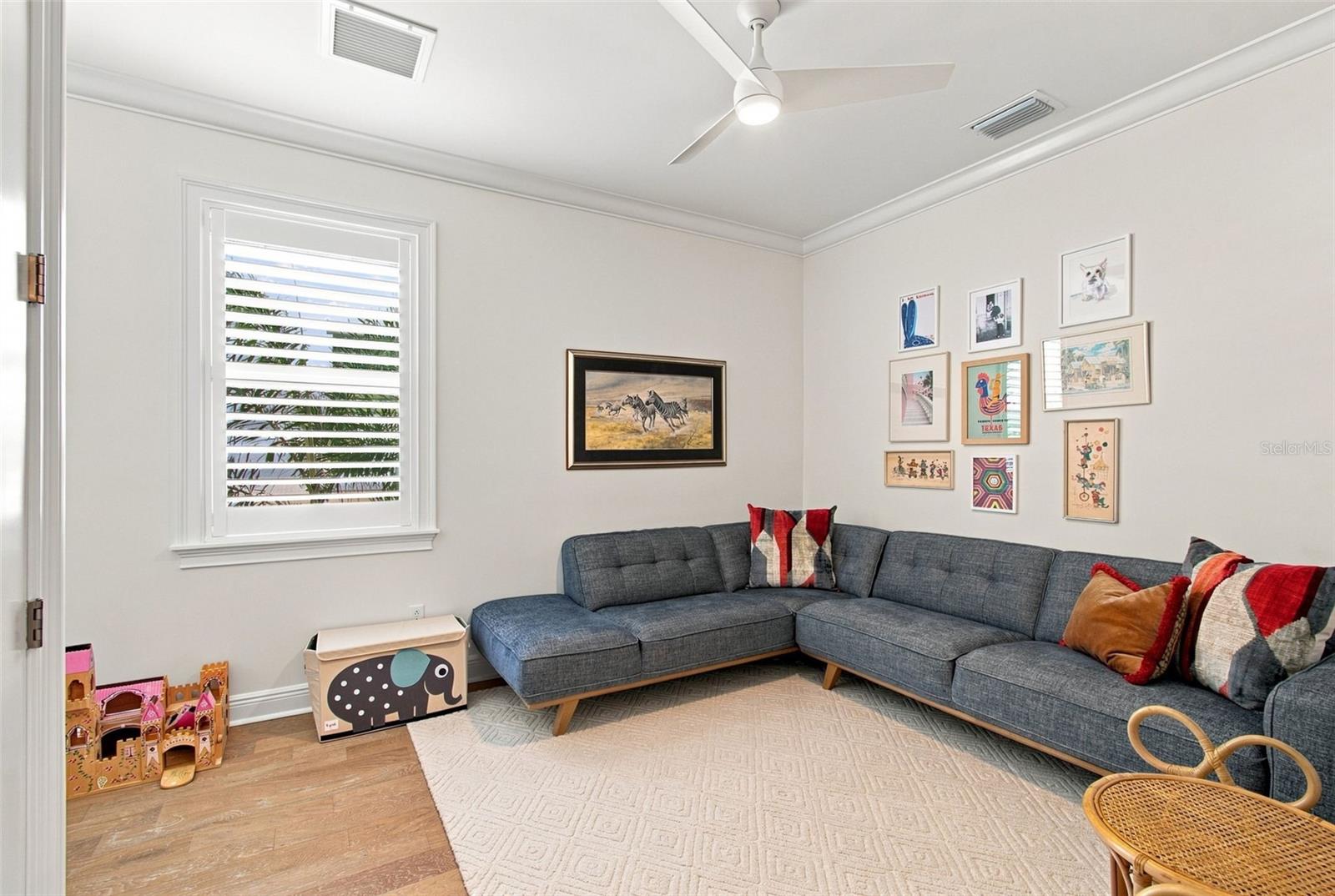 2705 W TRILBY AVE — photo 12