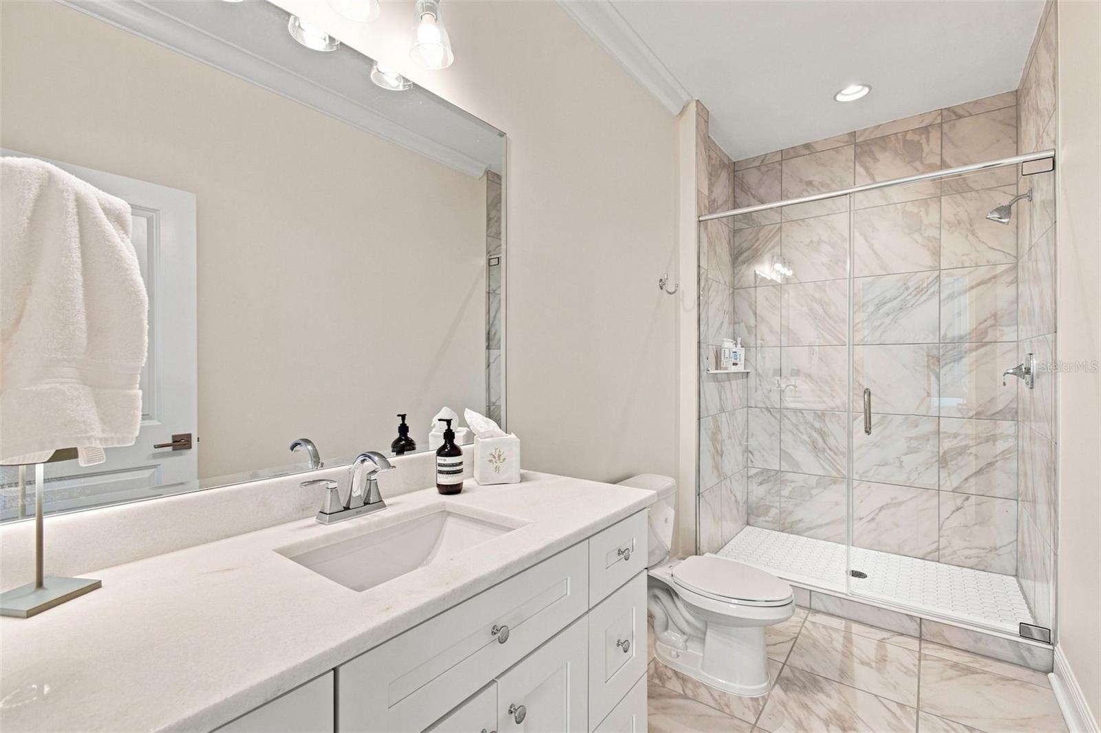 2705 W TRILBY AVE — photo 54