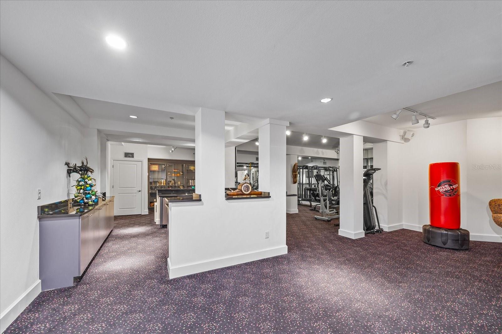1058 ROUNDSTONE PL — photo 25