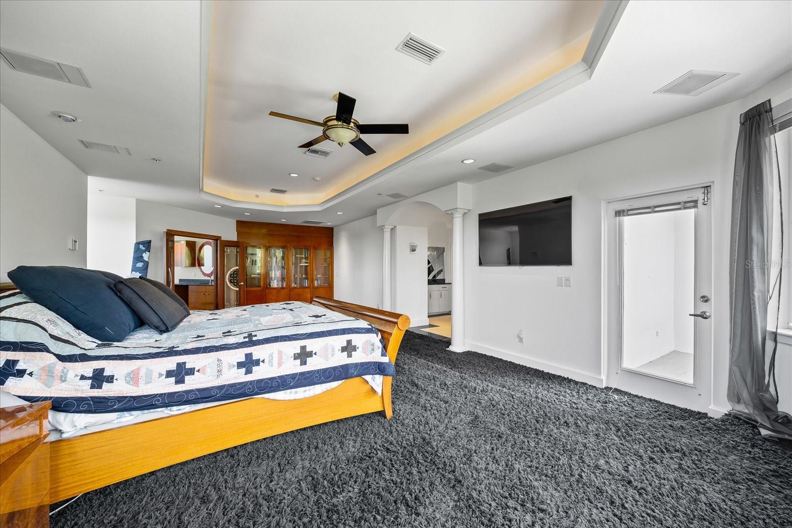 1058 ROUNDSTONE PL — photo 44