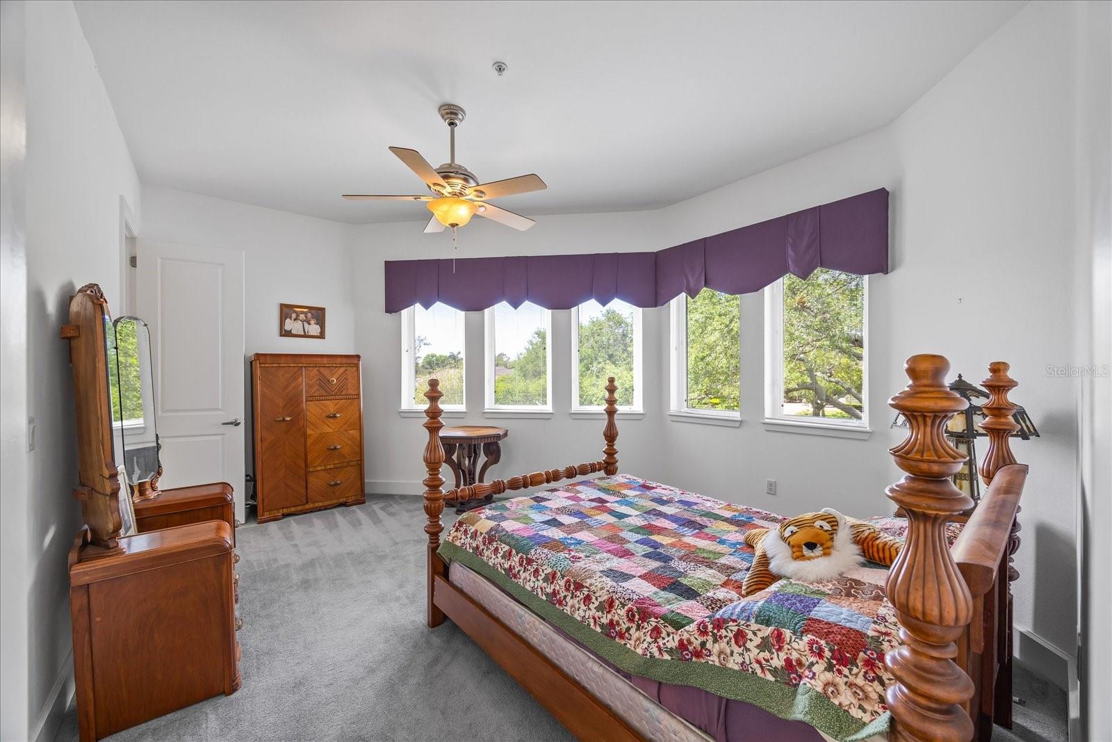 1058 ROUNDSTONE PL — photo 31