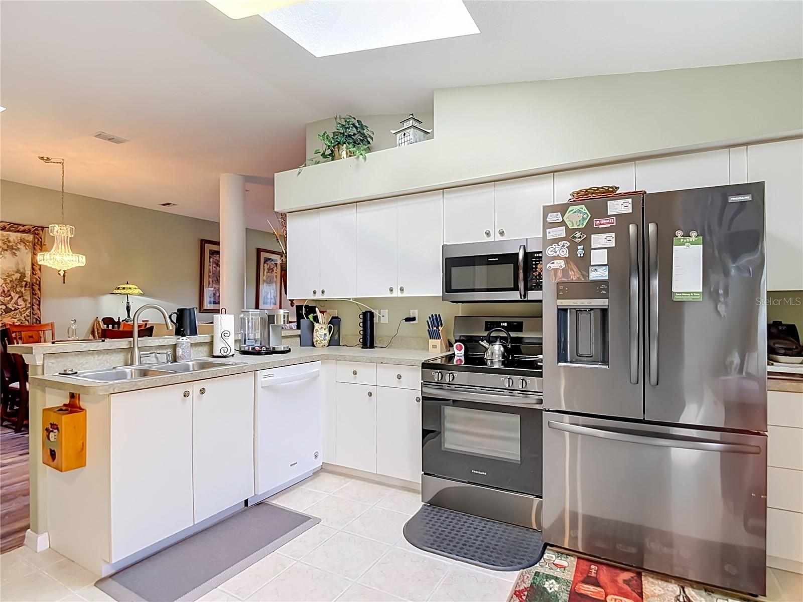 13424 NORMAN CIR — photo 6