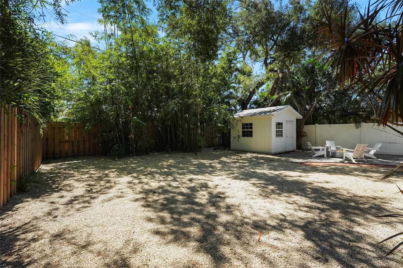 2142 WALDEMERE ST — photo 28