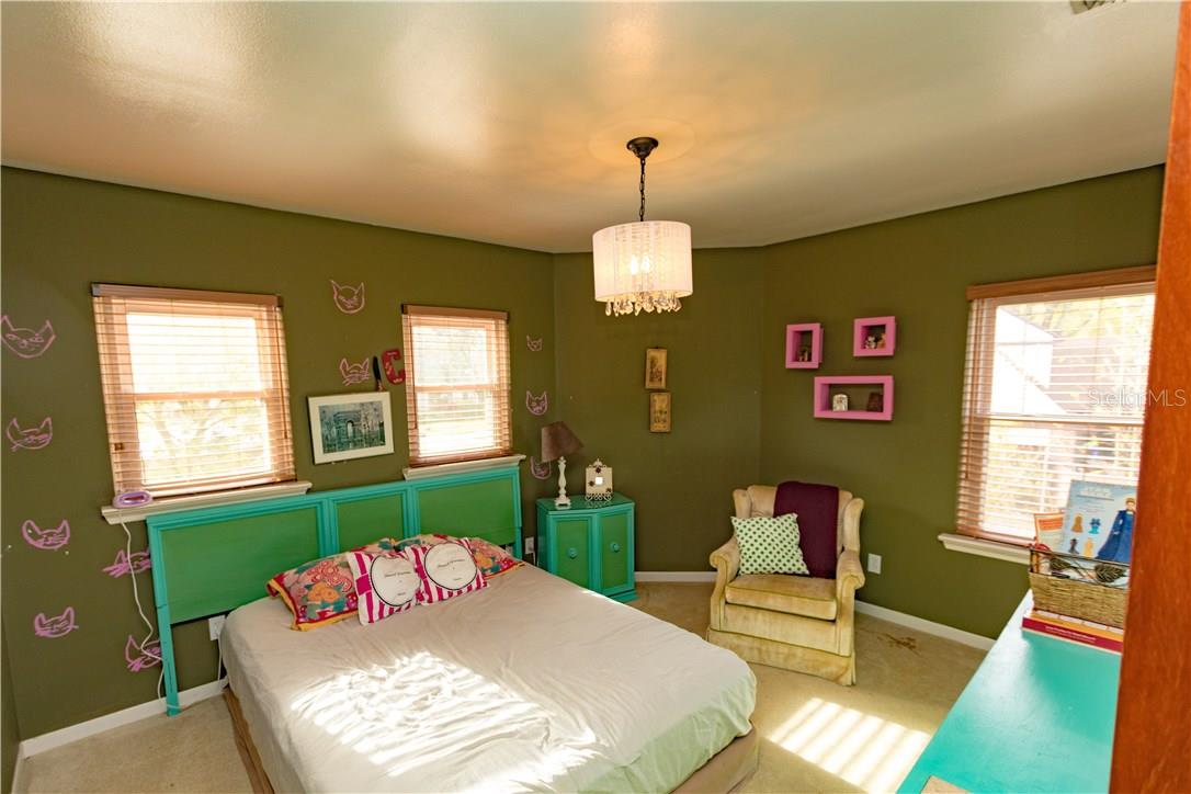 15924 NOTTINGHILL DR — photo 20