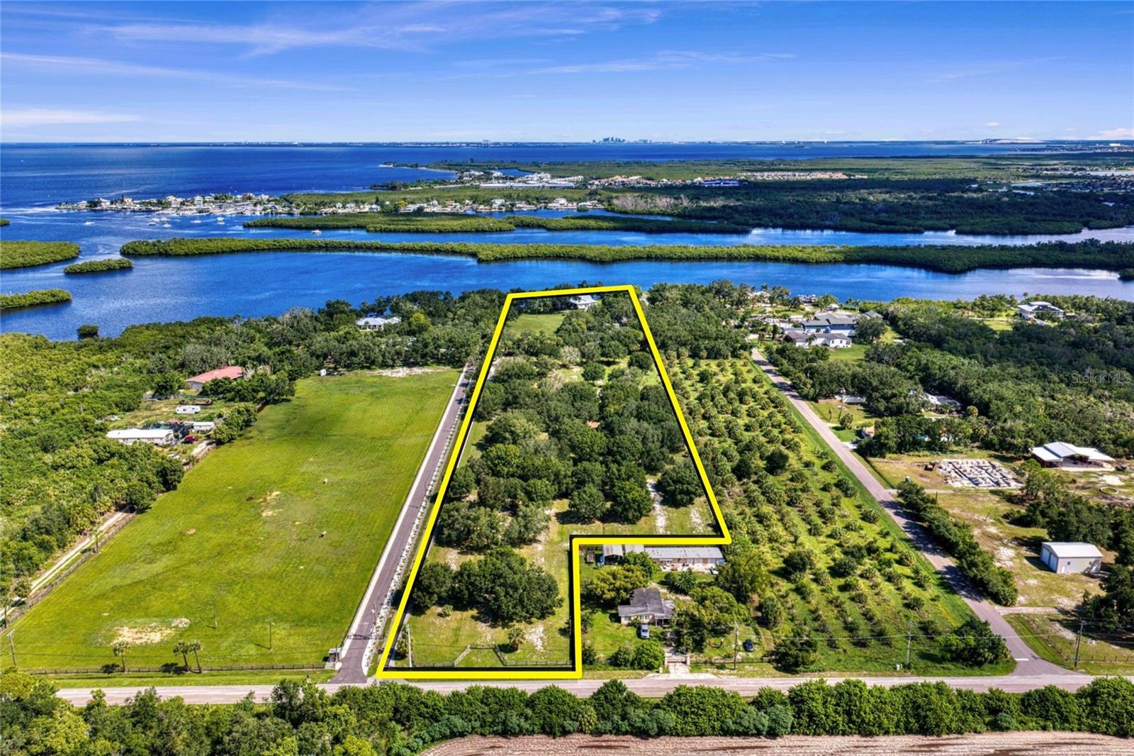 2805 GULF CITY RD — photo 3