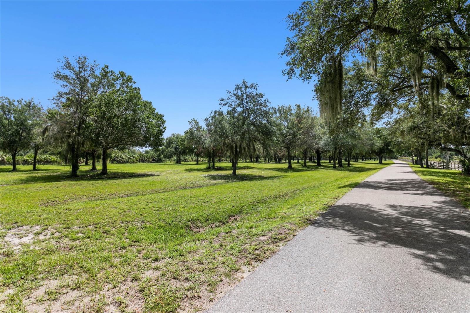 2805 GULF CITY RD — photo 34