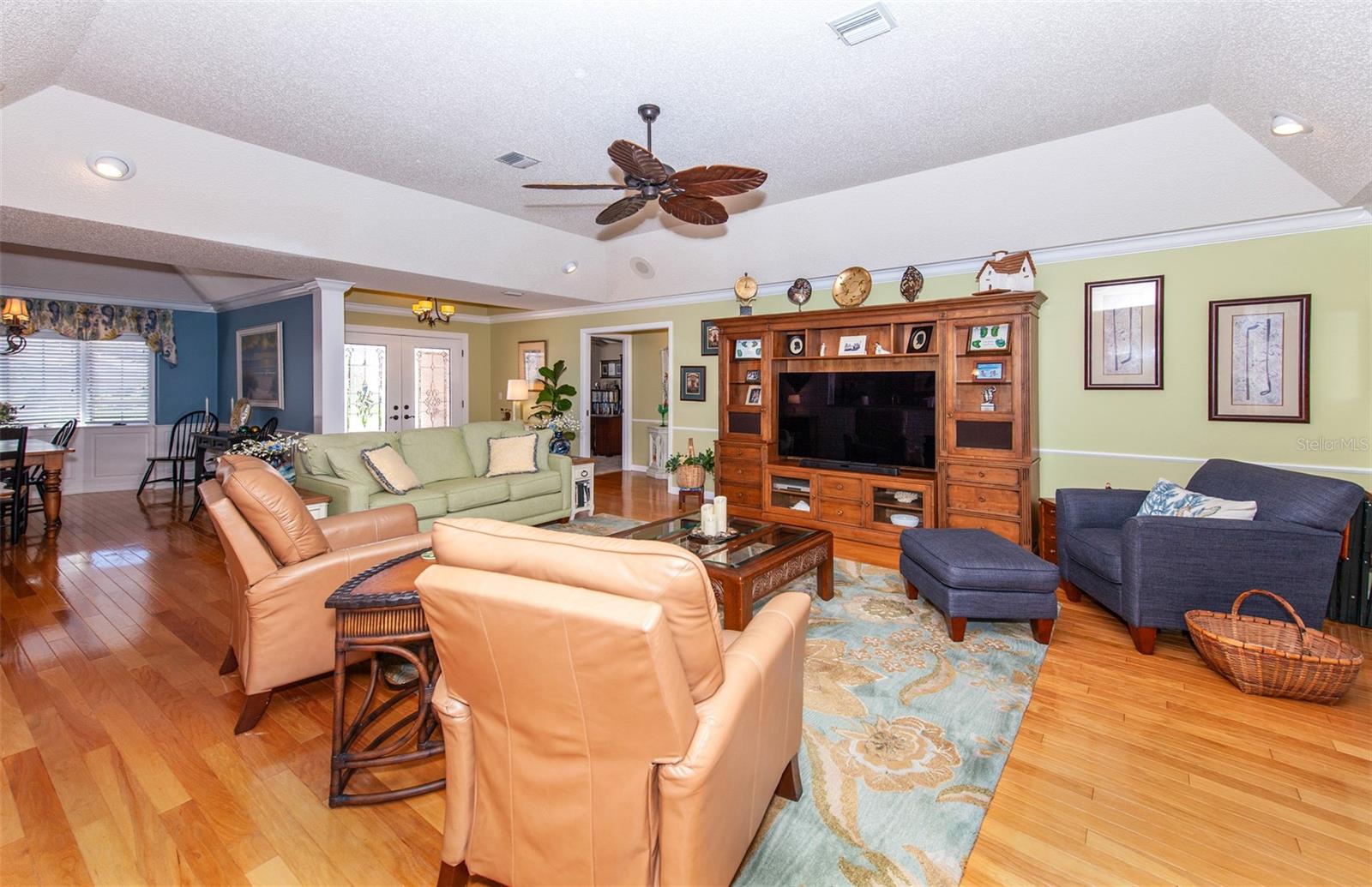 810 CARNOUSTIE DR — photo 20
