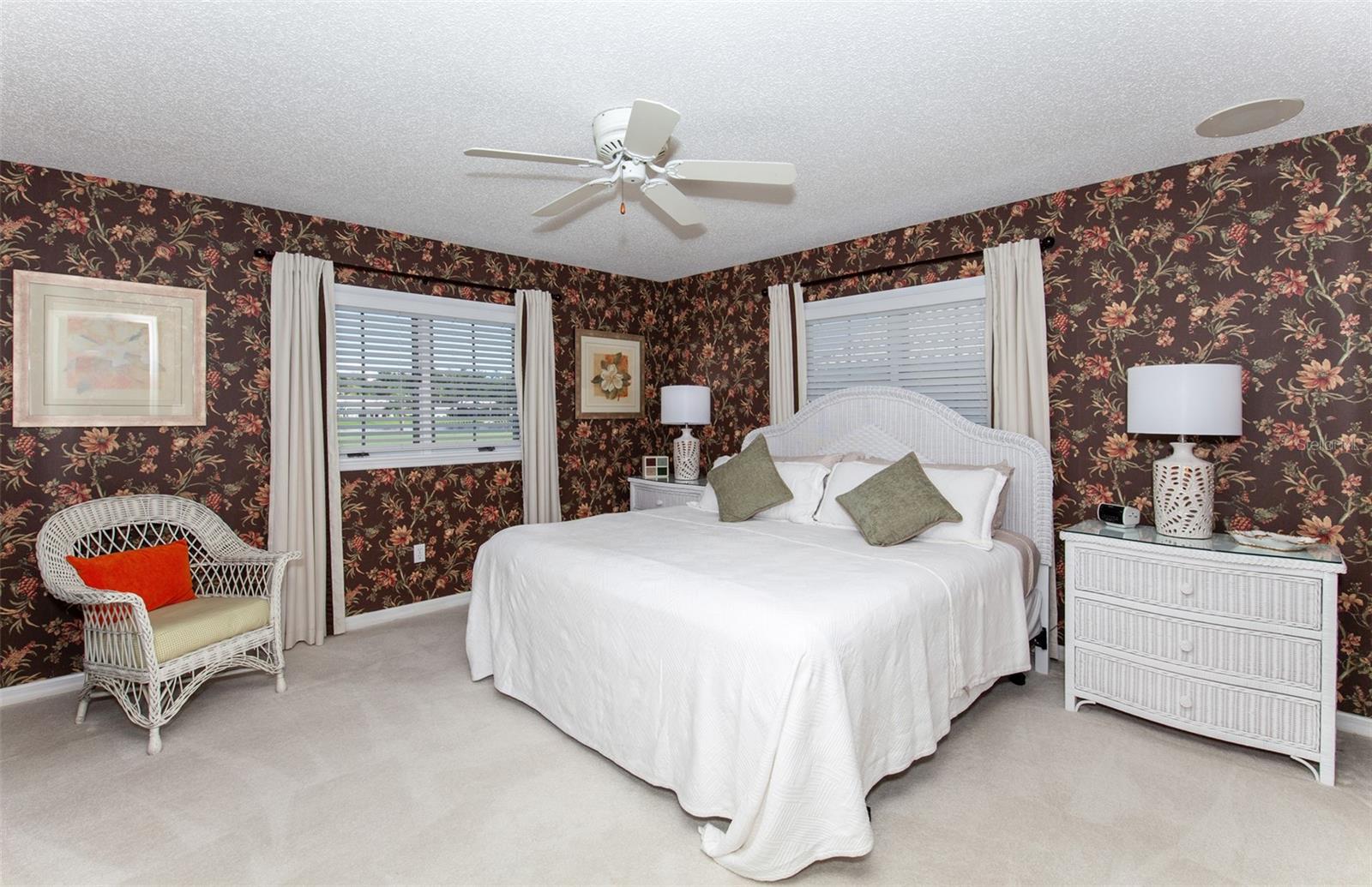 810 CARNOUSTIE DR — photo 49