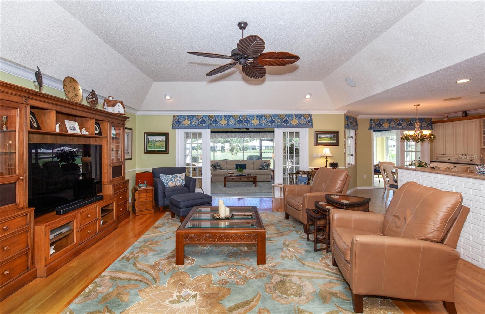 810 CARNOUSTIE DR — photo 18
