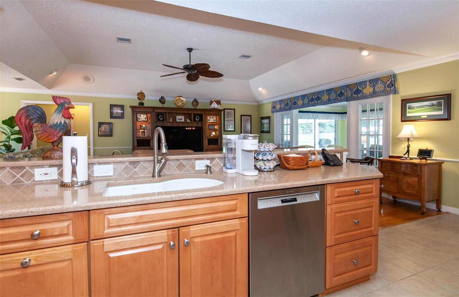 810 CARNOUSTIE DR — photo 28