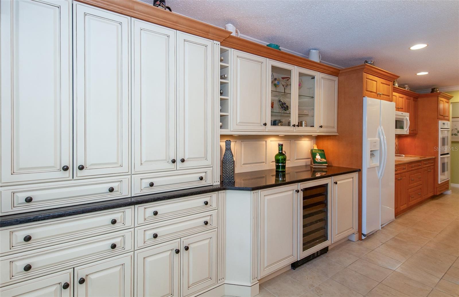 810 CARNOUSTIE DR — photo 29