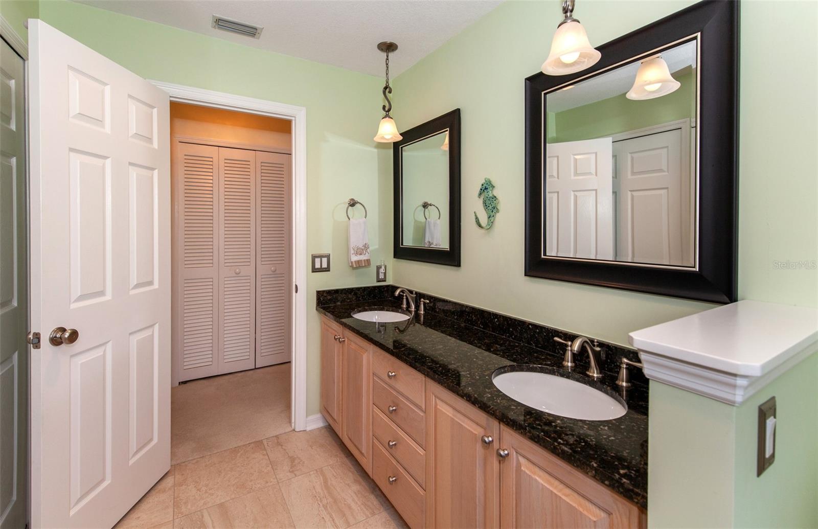 810 CARNOUSTIE DR — photo 52