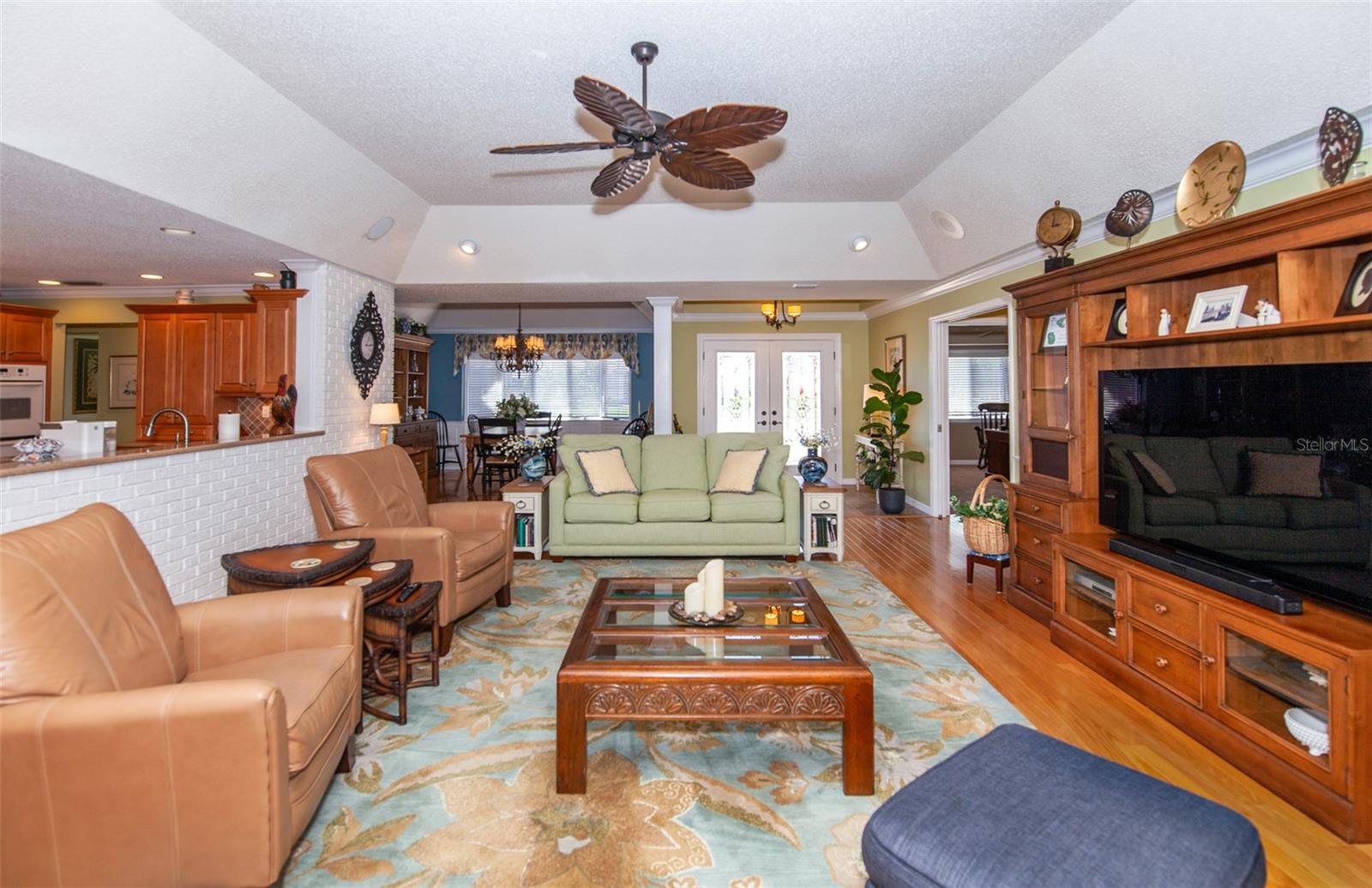 810 CARNOUSTIE DR — photo 21